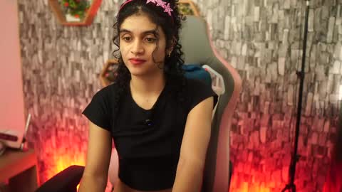 Salom independent model online show from 04-18-26, 05:06