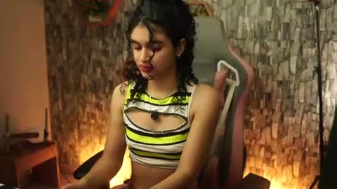 Salom independent model online show from 06-09-26, 09:26