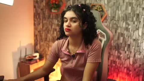 Salom independent model online show from 06-29-26, 08:09