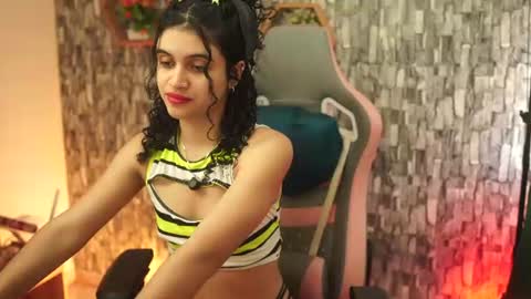 Salom independent model online show from 07-16-26, 08:26