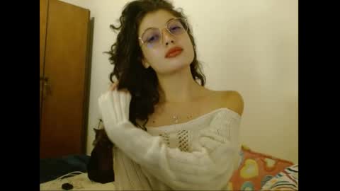 Snapshot of sweetcalm_ chatting on 05-10-26, 06:29 sweetcalm_ online show from 05-10-26, 06:29