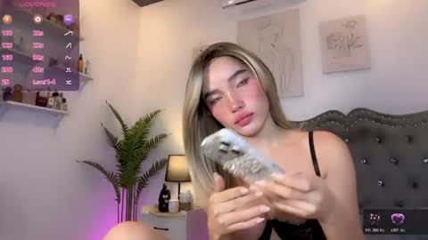 Snapshot of sweetcandylove1 chatting on 06-20-26, 07:05 Candy online show from 06-20-26, 07:05