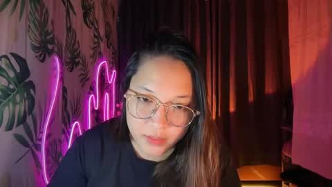 Snapshot of sweetcaroline2001 chatting on 03-06-26, 02:02 Sweetcaroline2001 online show from 03-06-26, 02:02