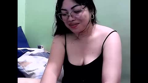 Snapshot of sweetchelsie69 chatting on 05-15-26, 10:55 sugar online show from 05-15-26, 10:55