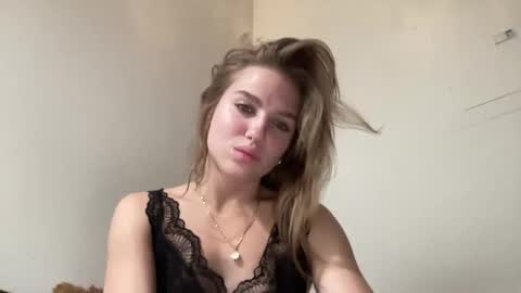 sweetcme online show from 04-01-26, 07:42