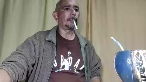 Snapshot of sweetcuervo chatting on 03-25-26, 03:23 sweetcuervo independent model online show from 03-25-26, 03:23