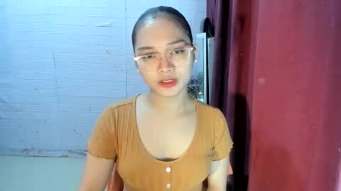 SOPHIA online show from 11-28-25, 06:32