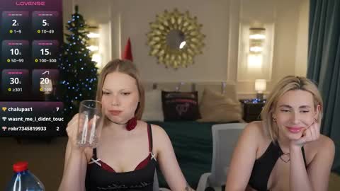 Snapshot of sweetdesiree_ chatting on 01-05-26, 05:27 Amelia online show from 01-05-26, 05:27