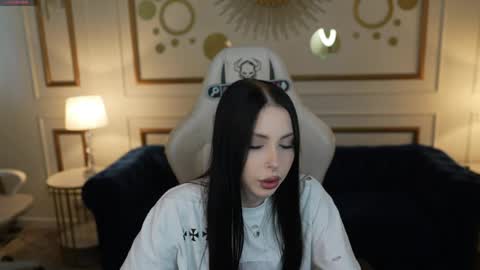 Snapshot of sweetdesiree_ chatting on 05-27-26, 10:56 Amelia online show from 05-27-26, 10:56