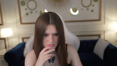 Amelia online show from 06-01-26, 10:28