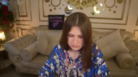 Amelia online show from 06-20-26, 10:29