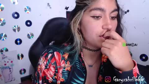 Abril online show from 03-09-25, 06:43