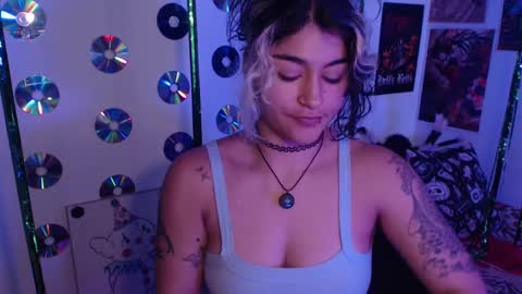 Abril online show from 10-09-25, 04:49