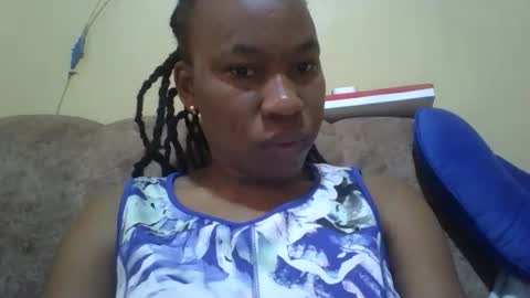 sweetdiva2012 online show from 11-04-25, 04:22