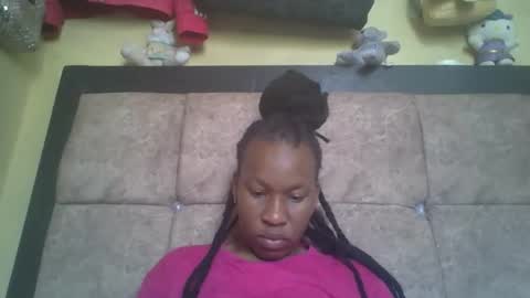 sweetdiva2012 online show from 11-15-25, 08:33