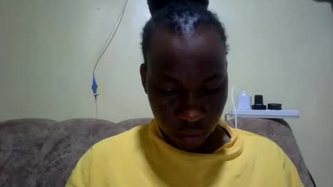 Snapshot of sweetdiva2012 chatting on 06-09-26, 03:18 sweetdiva2012 online show from 06-09-26, 03:18
