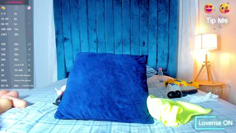 Mia online show from 01-27-25, 03:07