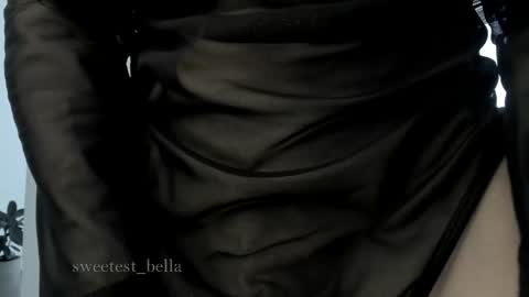 Snapshot of sweetest_bella chatting on 04-24-26, 09:28 Bella online show from 04-24-26, 09:28