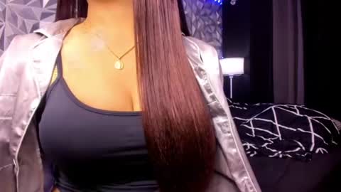 Snapshot of sweetest_one4 chatting on 06-18-26, 03:38 sweetest_one4 online show from 06-18-26, 03:38