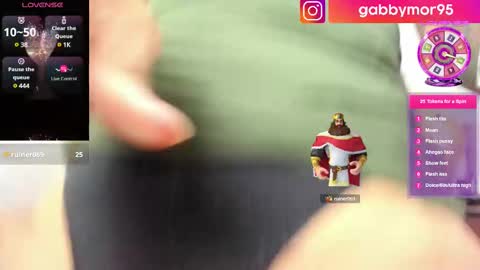 Snapshot of sweetestapplex chatting on 02-25-25, 12:58 Sweetestapplex online show from 02-25-25, 12:58