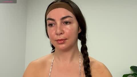 Cassie online show from 05-18-26, 04:07
