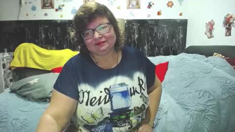 Snapshot of sweetestmilf4you chatting on 02-05-26, 04:11 sweetestmilf4you online show from 02-05-26, 04:11