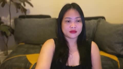 Snapshot of sweetestsmile_ chatting on 12-21-25, 01:24 Khaye online show from 12-21-25, 01:24