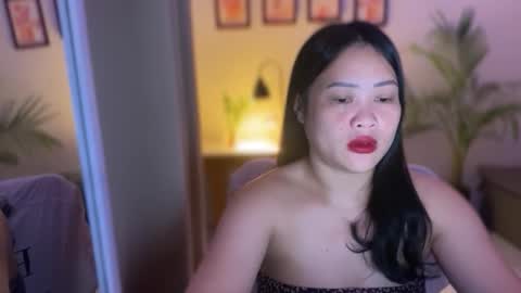 Snapshot of sweetestsmile_ chatting on 02-24-26, 01:14 Khaye online show from 02-24-26, 01:14