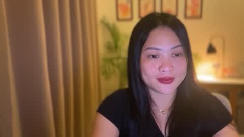 Snapshot of sweetestsmile_ chatting on 03-17-26, 04:39 Khaye online show from 03-17-26, 04:39