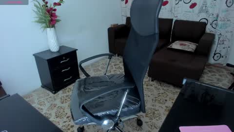 Fabiana online show from 12-17-24, 07:15