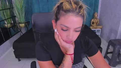 Fabiana online show from 06-29-26, 06:41