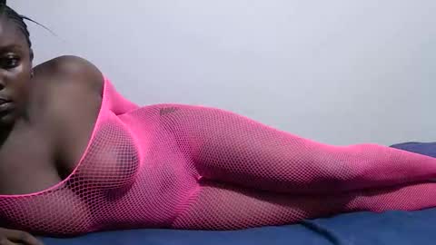 Snapshot of sweetgal11 chatting on 04-04-26, 12:02 sweetgal11 online show from 04-04-26, 12:02