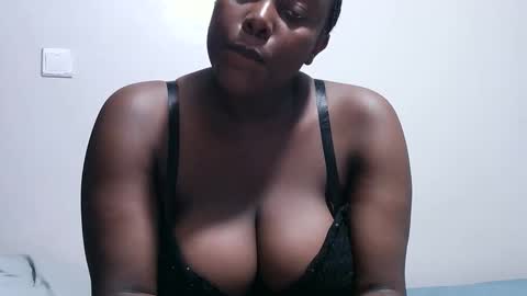 Snapshot of sweetgal11 chatting on 05-18-26, 11:49 sweetgal11 online show from 05-18-26, 11:49