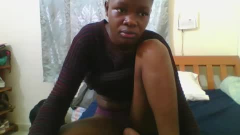 Snapshot of sweetgal2025 chatting on 12-23-25, 08:45 EUNICE online show from 12-23-25, 08:45