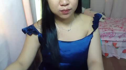Snapshot of sweetgal_mica chatting on 06-11-26, 11:47 sweetgal_mica online show from 06-11-26, 11:47