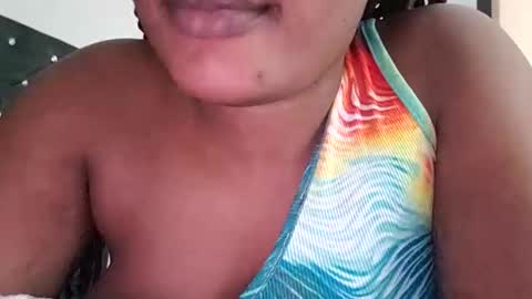 Snapshot of sweetgirl23232 chatting on 02-22-25, 04:07 Sandy online show from 02-22-25, 04:07