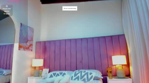 Snapshot of sweetgirl______ chatting on 11-04-25, 12:04 Dulce online show from 11-04-25, 12:04