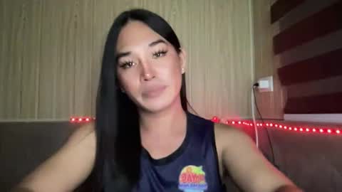 sweetgirl_rhainexxx online show from 05-19-26, 02:56