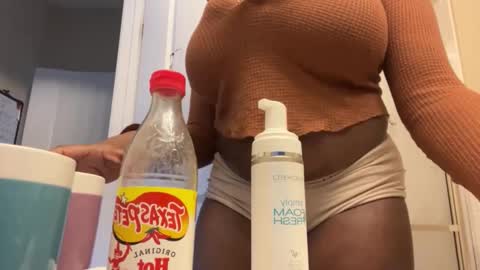 sweetgirllei online show from 02-02-25, 06:10