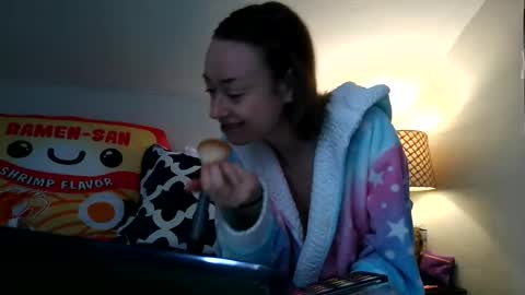 Snapshot of sweetgirlls chatting on 02-26-26, 05:12 sweetgirlls online show from 02-26-26, 05:12