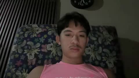 Snapshot of sweetguy102103 chatting on 03-15-26, 09:37 khrayan online show from 03-15-26, 09:37