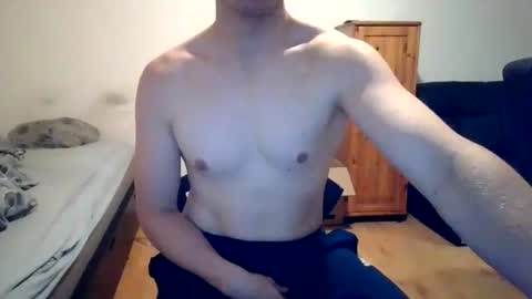 sweetguy8210 online show from 10-30-25, 05:02