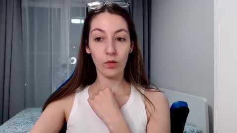 Emma  online show from 01-29-25, 12:22