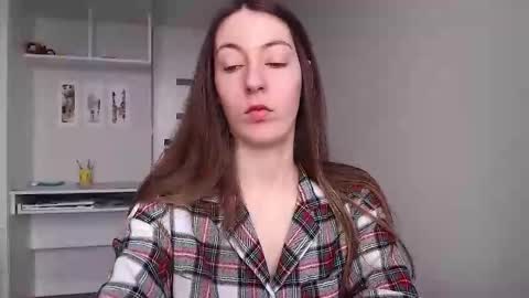 Emma  online show from 03-17-26, 08:28