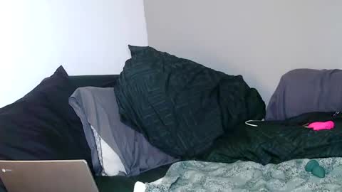 sweetheatannie online show from 06-15-26, 04:53
