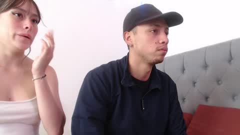 Snapshot of sweethoney22_ chatting on 09-14-25, 12:15 Sabrina y Eliot online show from 09-14-25, 12:15