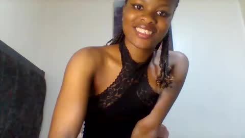 sweetie lee online show from 11-25-25, 02:00