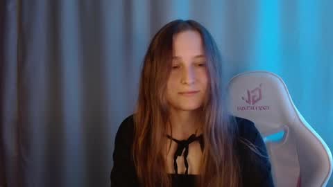 Annie online show from 04-27-26, 09:13