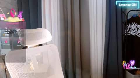 sweetiefox1 online show from 03-13-26, 02:18