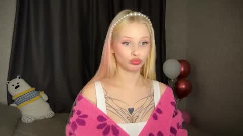 sweetie Lisa3 online show from 12-16-24, 06:16